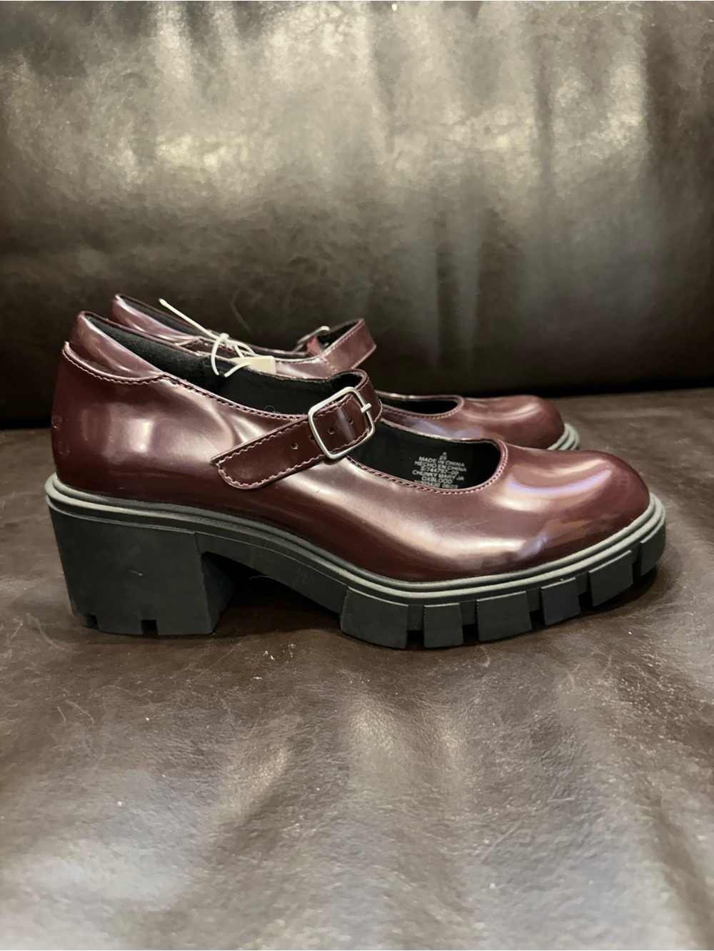 Women’s Mary Jane Platform Shoes in Burgundy lug sole sz 8 - Picture 3 of 10